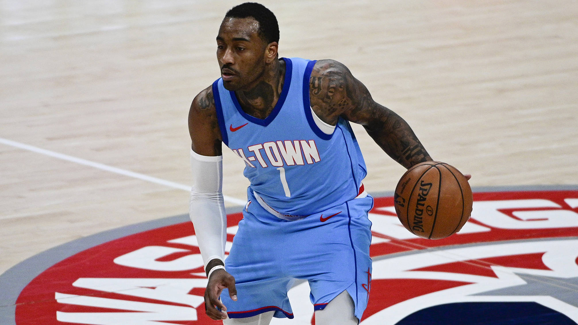 九游网页版入口-关于从费德勒在公牛比赛中突破纪录到里尔清晨伤情更新，冲刺阶段休斯敦火箭调整名单以备亚冠的信息