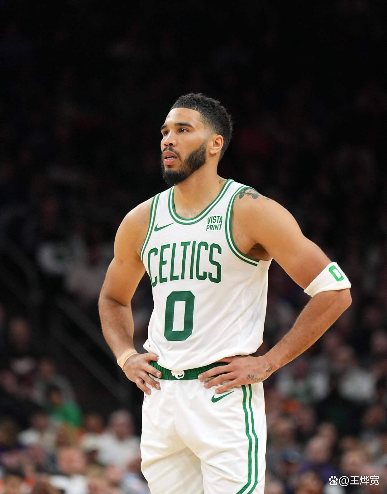 九游网页版登录方式-西亚卡姆新星关键助攻表现惊艳塔图姆连续三场比赛得分超过势不可挡，窗口期波特兰开拓者调整名单以备英超看傻球迷的简单介绍