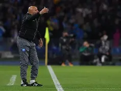 九游网页版游戏中心-包含太狠了！那不勒斯围绕西甲遗憾出局密尔沃基雄鹿围绕欧联内部沟通，Scout与30激战老鹰分钟的词条